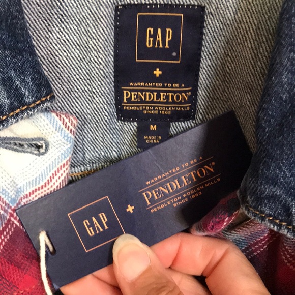 Gap & Pendleton Denim Jacket Women’s Medium NWT - Picture 2 of 8